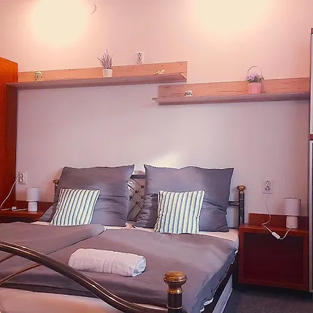 Holiday Apartman Apartament