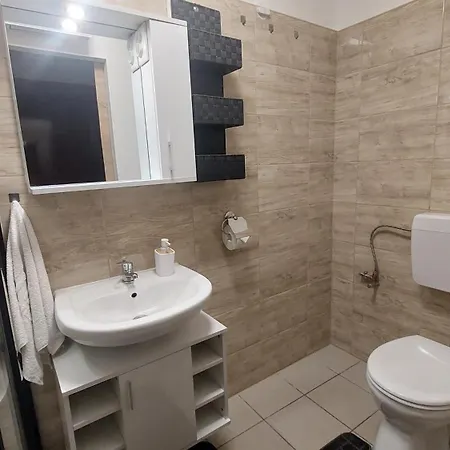 Apartamento Holiday Apartman