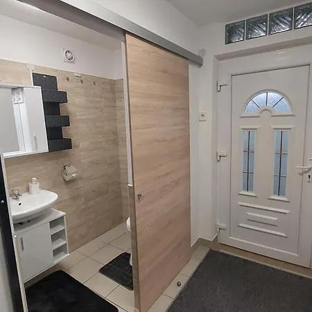 Holiday Apartman Apartament