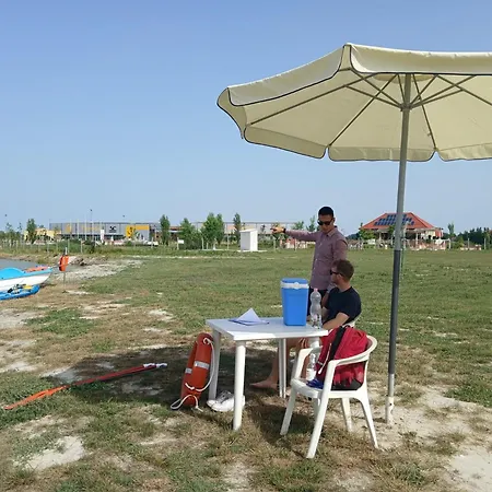 Holiday Apartman Apartament Mórahalom