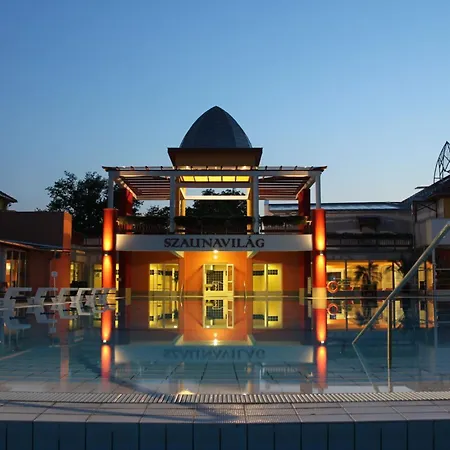 Apartament Holiday Apartman