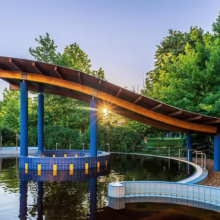 Holiday Apartman * Mórahalom