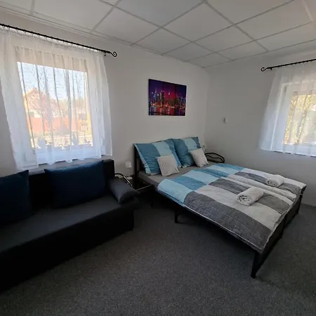 Holiday Apartman Mórahalom