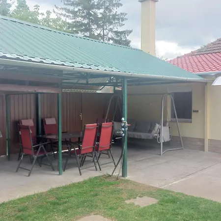 Holiday Apartman